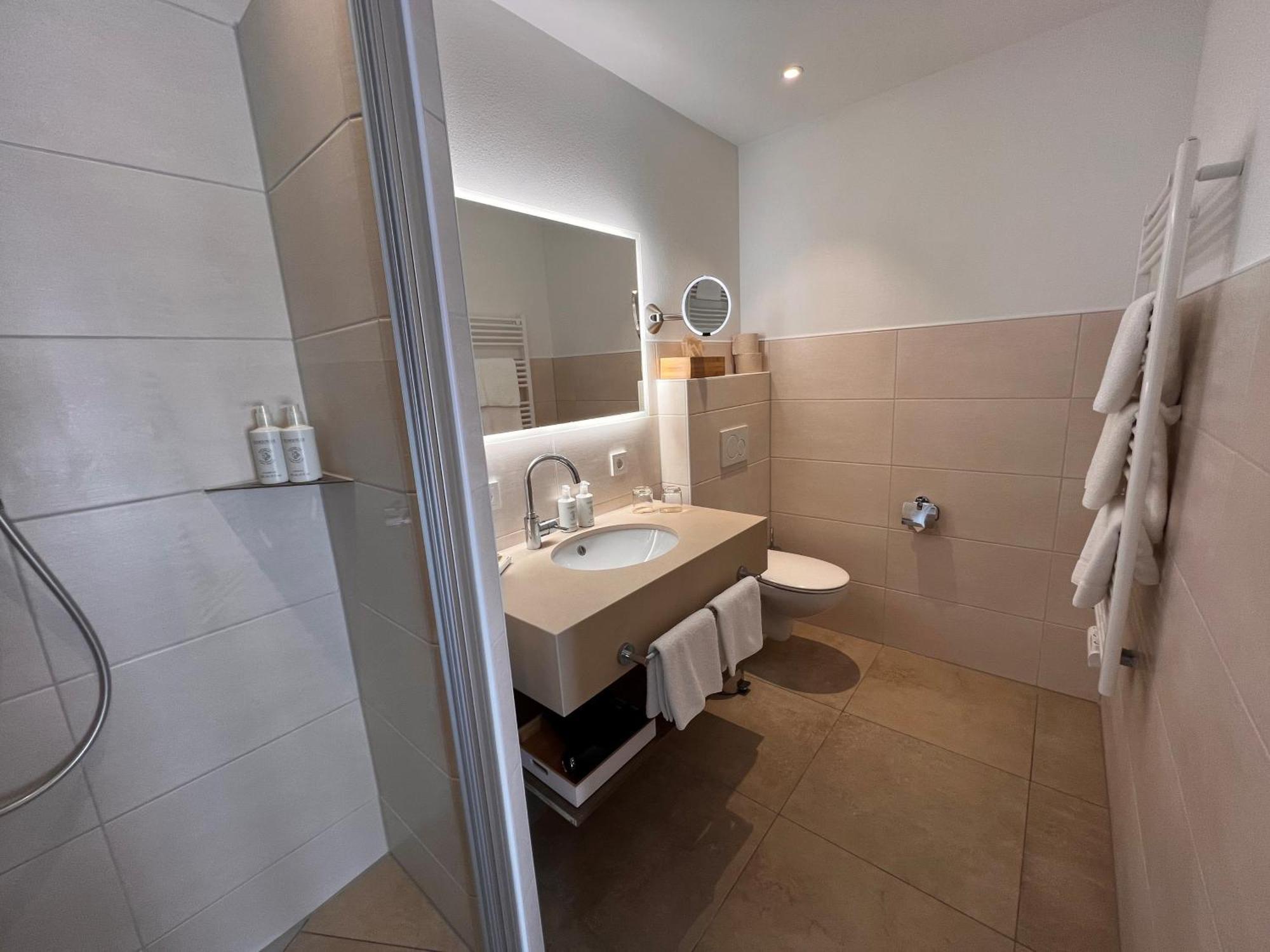 Adler Haeusern Gourmet & Spa Hotel Luaran gambar